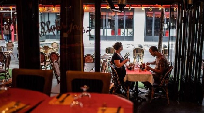 Ekonomi zona euro bergerak menuju pemulihan lambat dari rekor kemerosotan