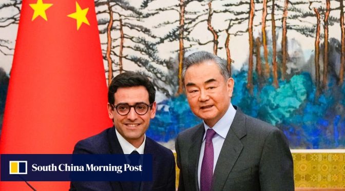 China mendesak Eropa untuk terus mendukung perdagangan bebas ketika Menteri Luar Negeri Prancis Stéphane Séjourné mengunjungi Beijing