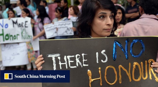 Pria Pakistan yang Memfilmkan Pembunuhan ‘Kehormatan’ Saudarinya Ditangkap