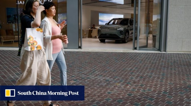Pembuat mobil China Li Auto, Nio, Xpeng dan BYD melaporkan penjualan Maret meningkat, tetapi ‘kesulitan menjulang’ karena persaingan meningkat di pasar EV terbesar di dunia